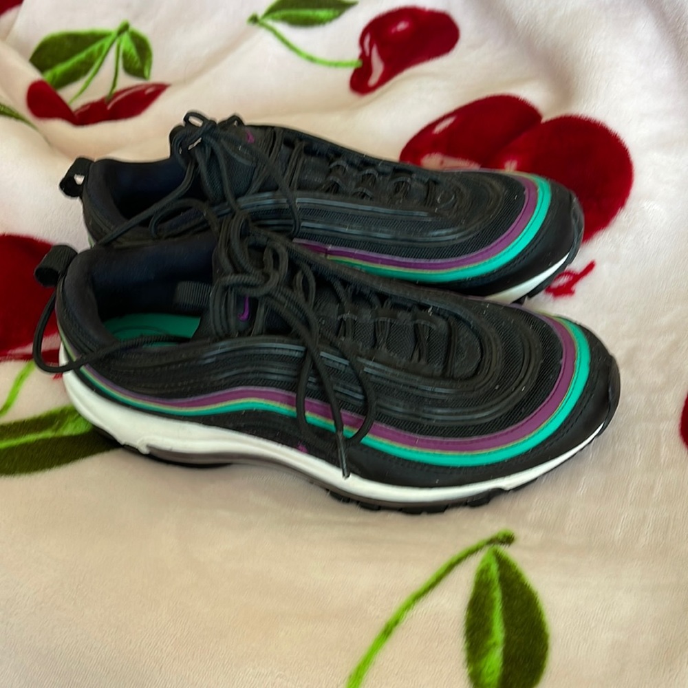 Gently used Nike Air max 97